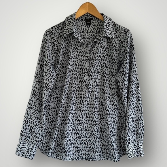 🎉5 for $40 🎉Ann Taylor Top Blouse Shirt Size XS Blue - Picture 1 of 6